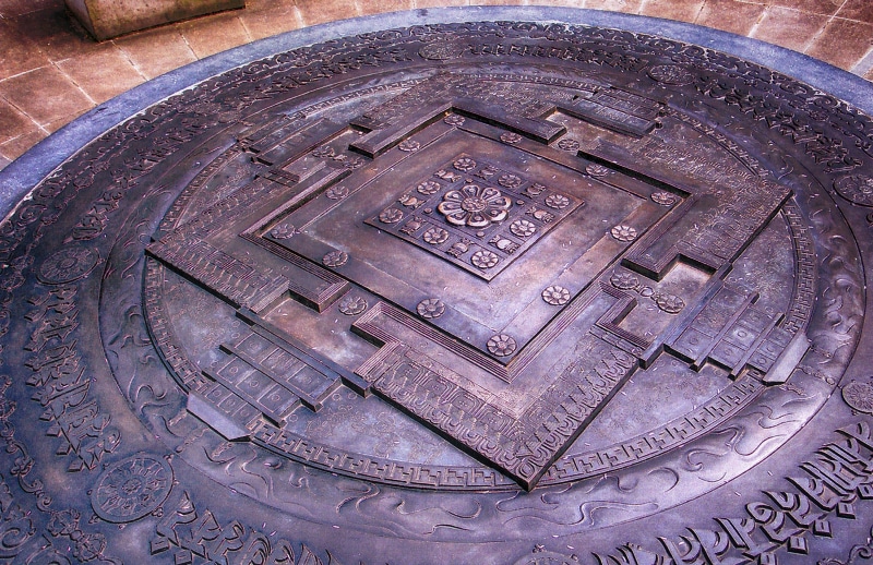 2K, carving - craft product, communication, geometry, architecture, design, spiritual, manhole, history, religion, buddha, old, silver colored, metal
