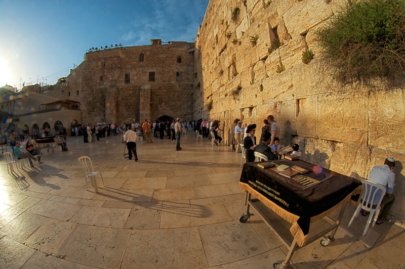 ancient civilization, built structure, leisure activity, travel destinations, 2K, brown, the past, crowd, women, tourist, visit, group of people, architecture