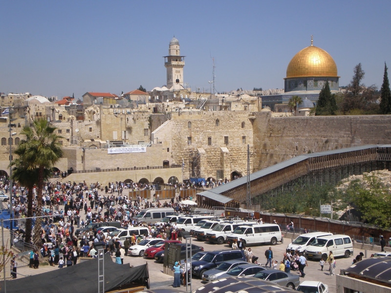 real people, wailing wall, women, high angle view, architecture, travel, jerusalem, arch, israel, rock, outdoors, crowd, dome, clear sky, men, building exterior