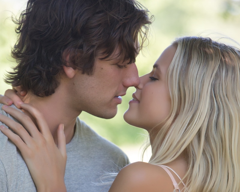 child, Endless Love, Gabriella Wilde, Alex Pettyfer, crew, grey, leisure activity, Hair, young women, lifestyles, Universal Pictures, togetherness, profile view