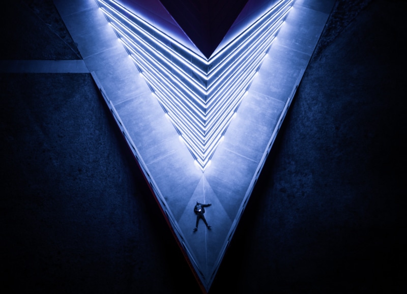 4K, Neon lights, Fantasy, Man, Symmetrical, 4K