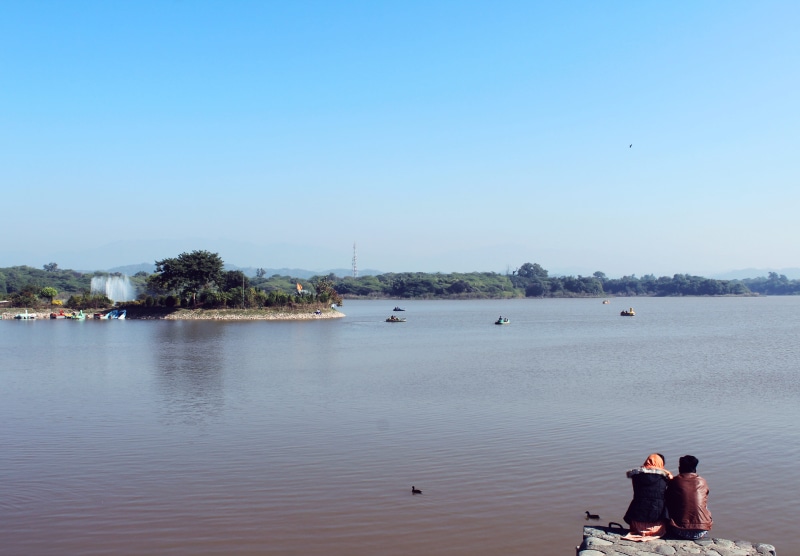sukhna lake, nature, women, clear sky, two people, india, sky, adult, minimal, love, men, couple - relationship, leisure activity, day, punjab, water, togetherness