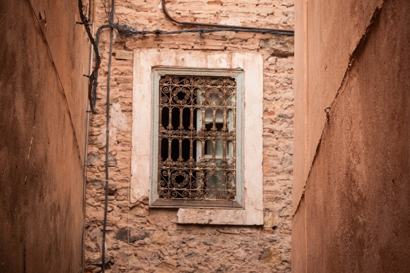 built structure, africa, window, 4K, weathered, texture, wall, protection, morocco, outdoors, architecture, old, history, alley, entrance, no people, door