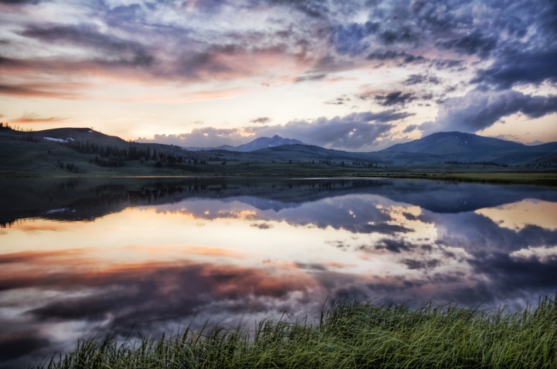 symmetrical, Sunset, pink, grass  lake, lines, Yellowstone, view, Edge, masterpiece, Perspective, 4K, photo, Treatment, Pro, Photos, Angle, purple, d2x