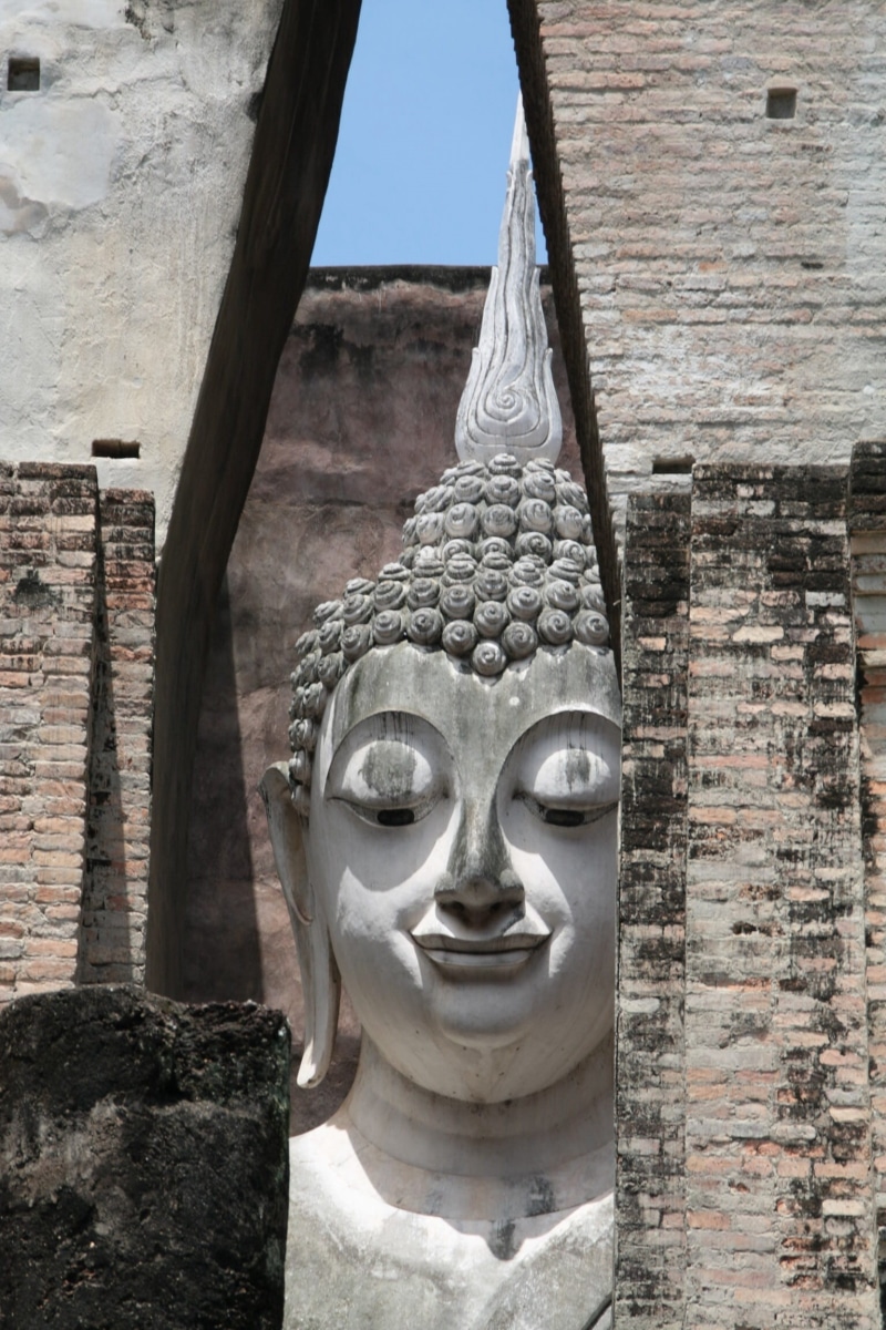 wat si chum, carving, Chum, statue, day, spirituality, building exterior, no people, 1080P, building, sukhothai historical park, representation, brick
