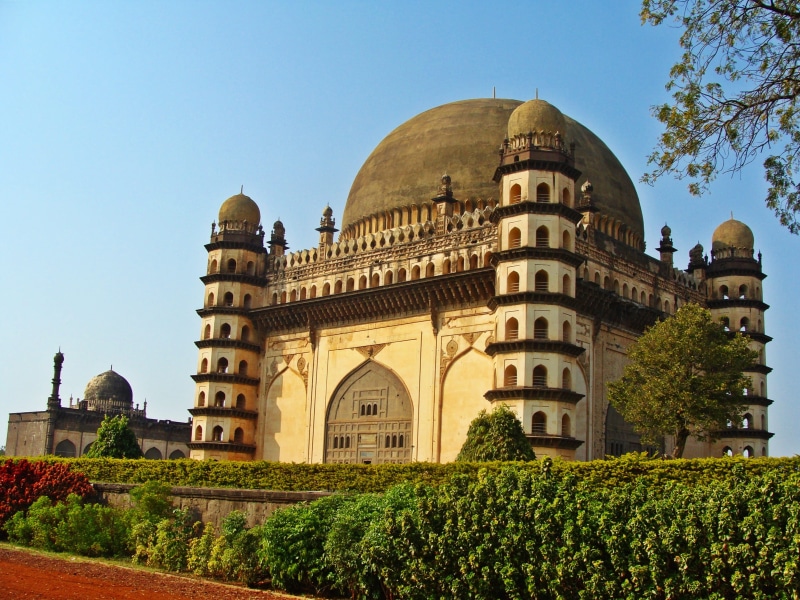 india, belief, no people, nature, historic, clear sky, islamic, dome, sky, temple, gol gumbaz, spirituality, built structure, hedge, outdoors, place of worship