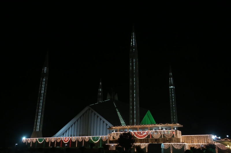 illuminated, masjid, travel destinations, amusement park, built structure, outdoors, nature, pakistan, no people, skyscraper, lights, copy space, islamabad