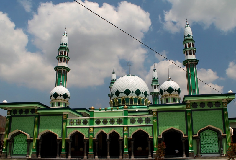 sky, landscape, outdoors, architecture And Buildings, jawa timur, minaret, building Exterior, belief, dome, Masjid, indonesia, east java, nature, cloud - sky