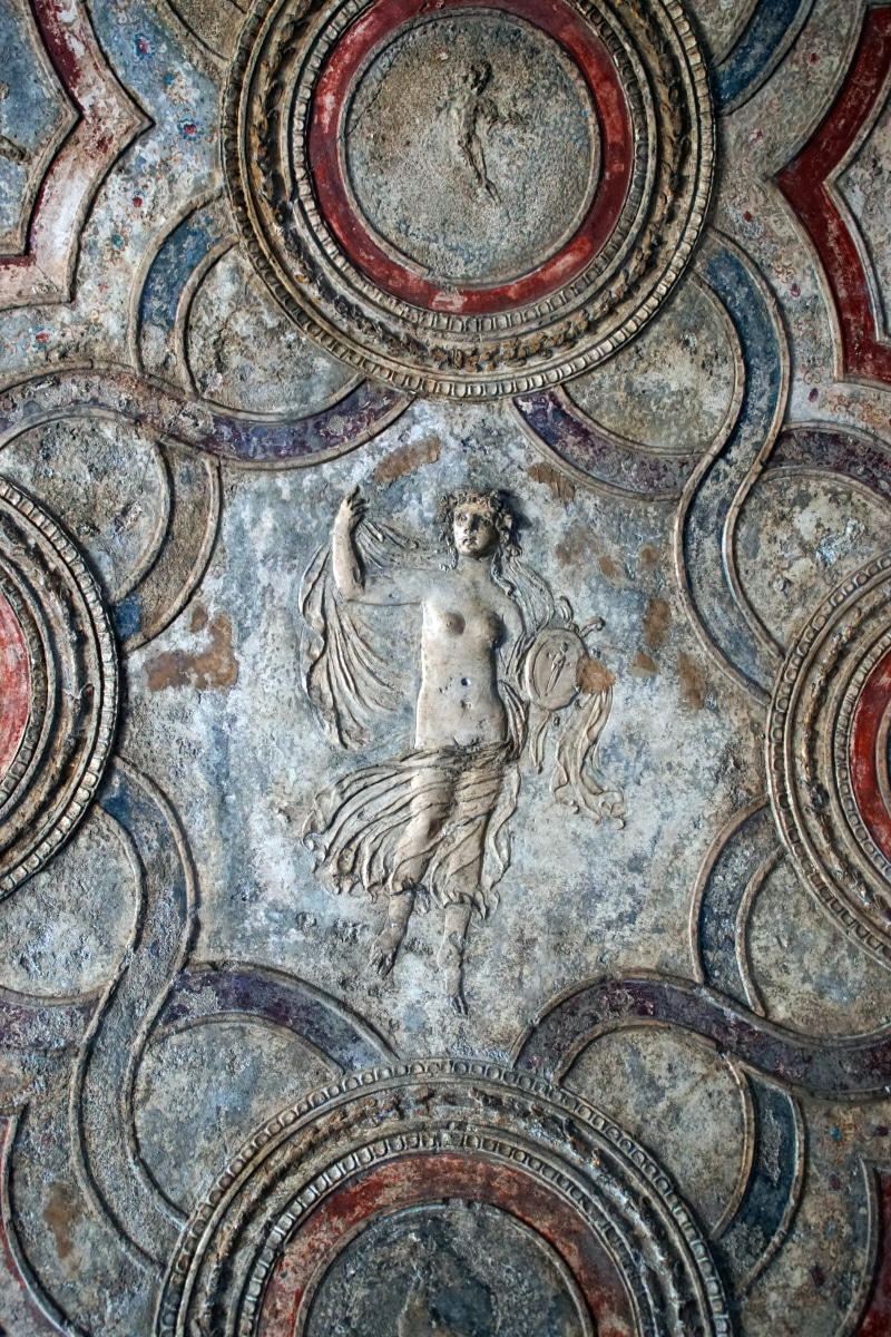 pompeii, full frame, built structure, fresco, pattern, antique, ancient ruins, sculpture, belief, no people, ancient frieze, high relief, close-up, day