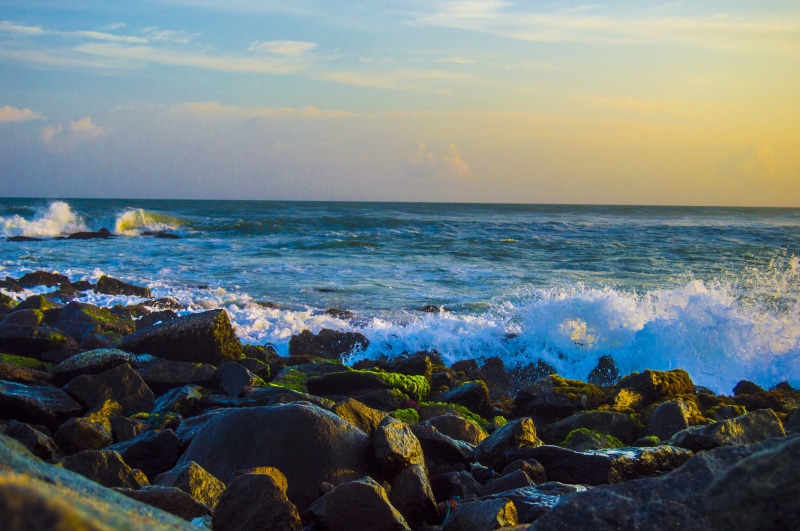 outdoors, kanyakumari beach, horizon over water, 5K, rocky coastline, sea, nature, wave, land, motion, kanyakumari, scenics - nature, waves, beauty in nature
