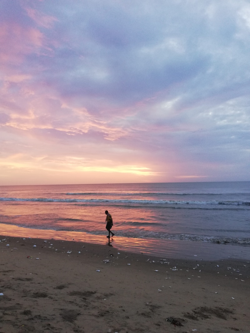 beach, horizon, scenics - nature, horizon over water, outdoors, real people, beauty in nature, cloud - sky, chennai, water, idyllic, full length, sunset