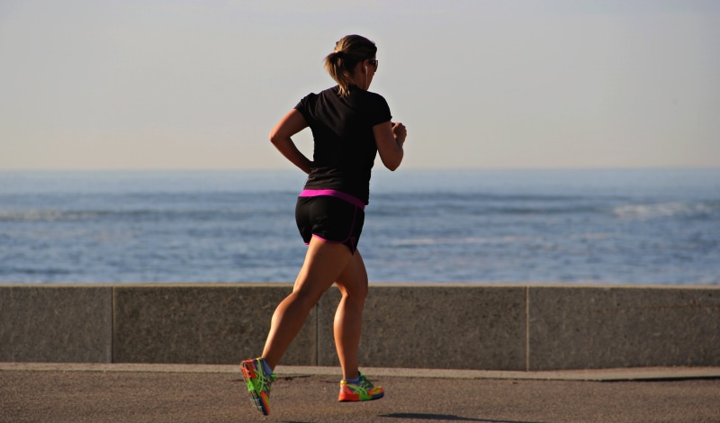 horizon over water, athlete, asian Ethnicity, nature, one Person, woman, one Young Woman Only, horizon, exercising, against light, morning, brightness