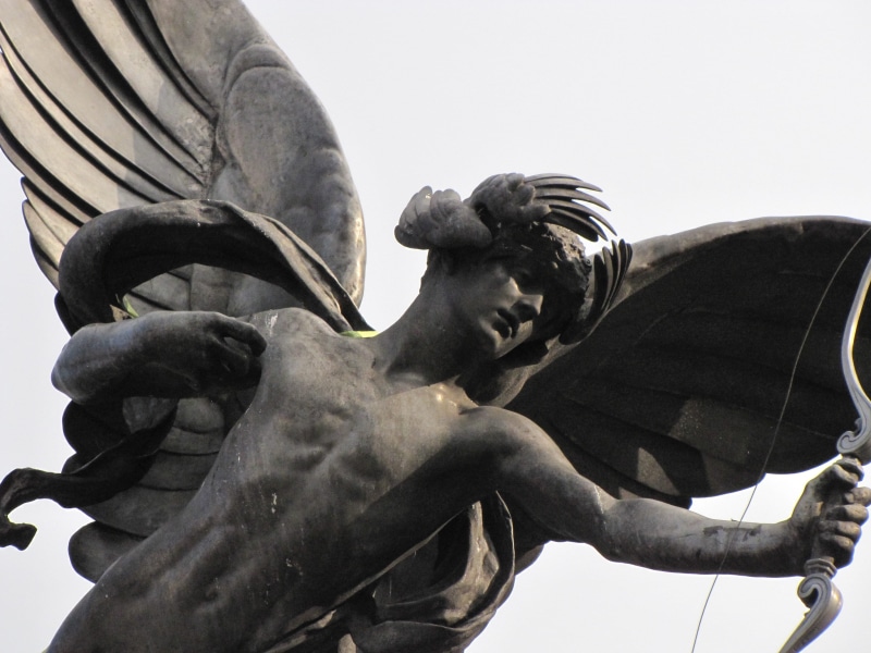 2K, surface, outdoors, memorial, art and craft, white, angel, sky, fine art statue, piccadilly, nature, eros, near, creativity, architecture, male likeness