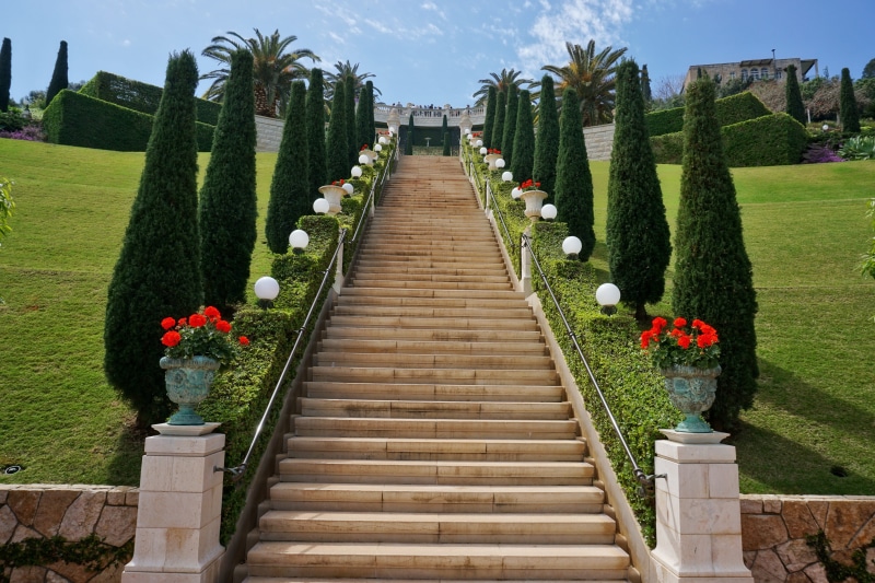 israel, direction, haifa, temple, day, diminishing perspective, outdoors, bahá  í weltzentrum, places of interest, stair step, footpath, no people, blue