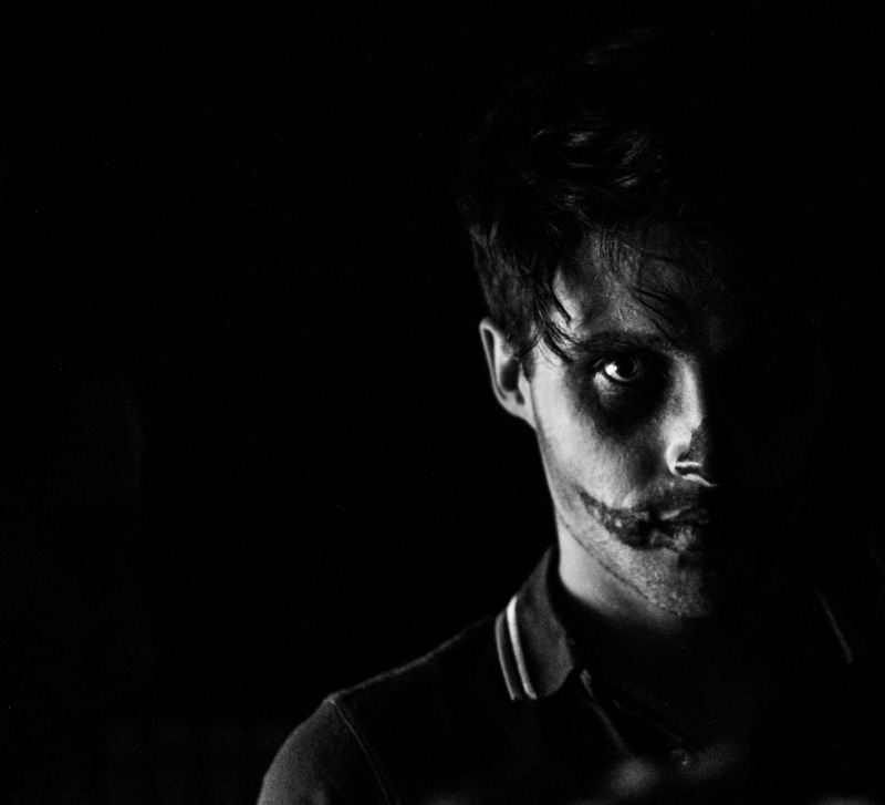 party, black background, human face, headshot, deguisement, ville de lyon, portrait, bw, contemplation, men, looking at camera, lyon city, adult, smile