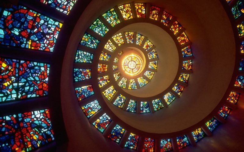 building, no people, indoors, architecture, built Structure, illuminated, dome, color, color Image, history, belief, spiral, spirituality, multi colored