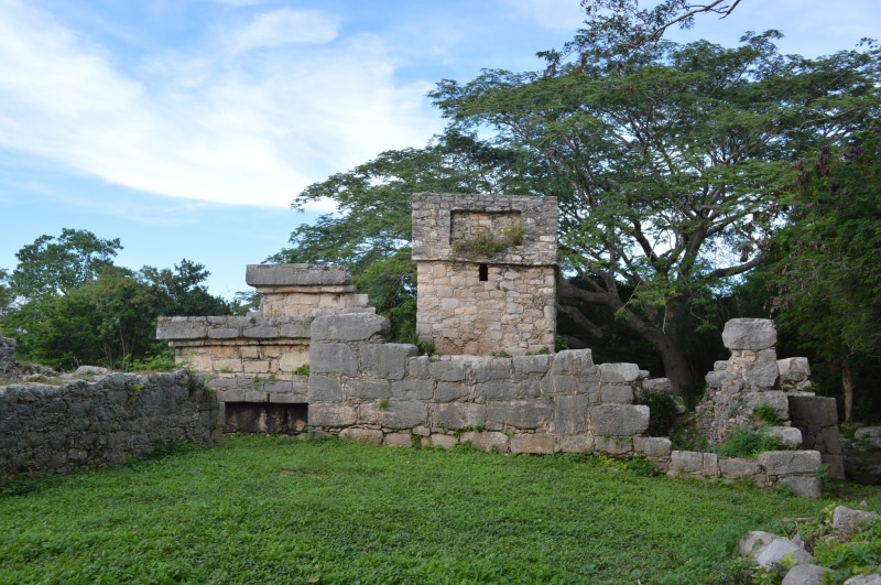 pyramid, religion, stone wall, sky, pyramids, field, stone material, 5K, quintana roo, no people, aztec, grass, maya, sun, plant, built structure, tree