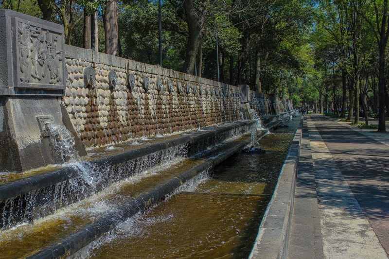 mexico, tree, canal, monument, architecture, civilization, waterfall, waterfront, old, outdoors, fountain, ancient, 2K, plant, no people, landmark, méxico