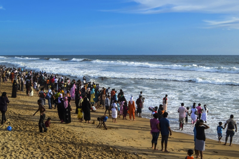 colour, 4K, wave, horizon over water, motion, sea, women, sri lanka, beach, horizon, beauty in nature, water, leisure activity, lifestyles, group of people
