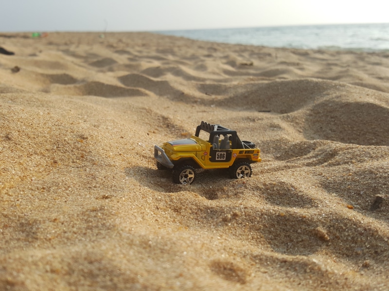 toys, sea, sunlight, summer, horizon, high angle view, diecast, bulldozer, matchbox, mode of transportation, diecastography, 4K, outdoors, colombo, nature