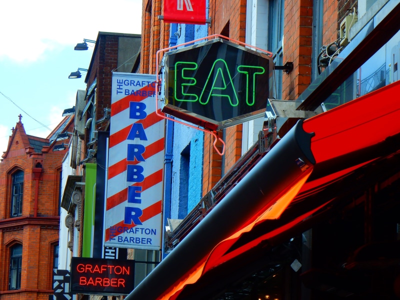 information sign, sign, information, text, illuminated, guidance, road, 2K, dublin, ireland, temple bar, communication, city, no people, capital letter