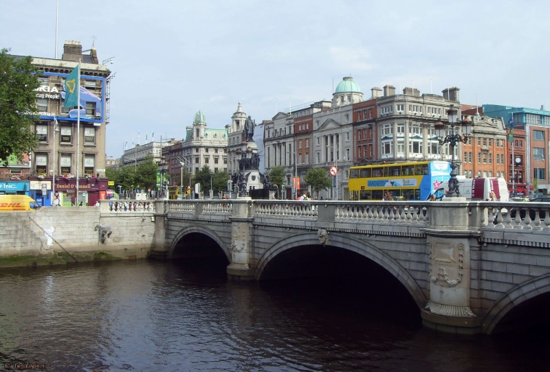 river, sky, oconnell bridge, ireland, bridge, day, travel, incidental people, city, arch bridge, dublin, bridge - man made structure, architecture, outdoors