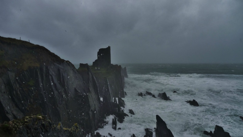 land, castle, outdoors, cold temperature, sea, Ireland, beauty in nature, tranquil scene, power in nature, nature, architecture, rock - object, formation