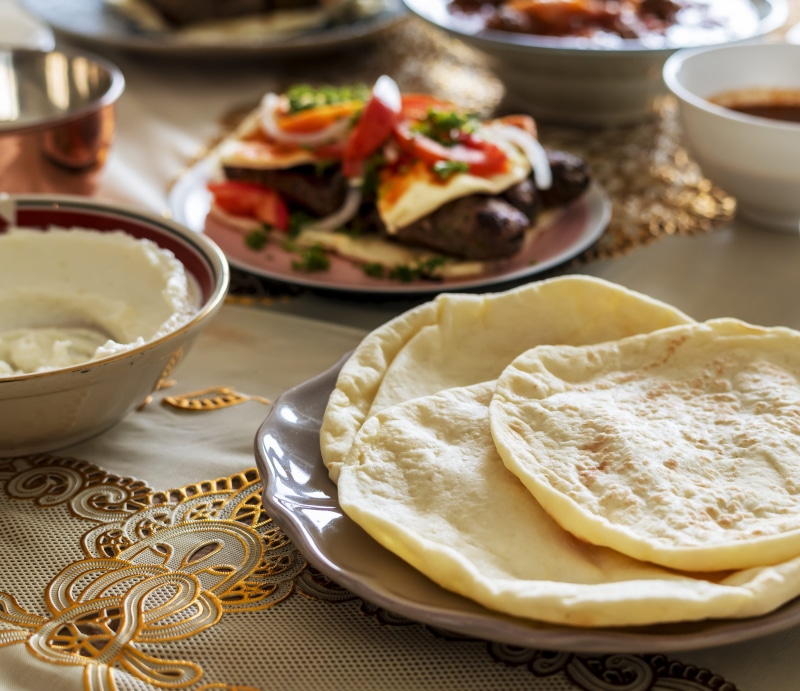 dinner table, dinner, closeup, flatbread, dining, healthy eating, still life, culinary, ready-to-eat, close-up, freshness, meat, wellbeing, bread, islamic