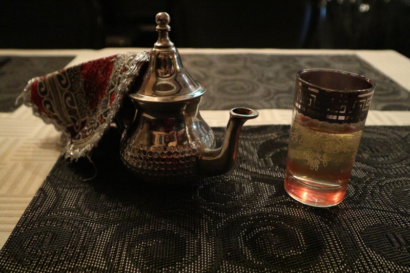 5K, glass, beer - alcohol, tea, no people, crockery, moroccan, jute, indoors, freshness, glass - material, close-up, beer, transparent, pot, wood - material