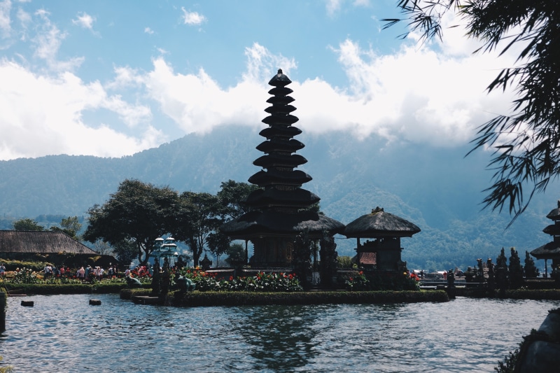 island, water, bratan lake, no people, bali, belief, pura ulun danu bratan, building, nature, waterfront, 5K, spirituality, mountain, temple, cloud - sky