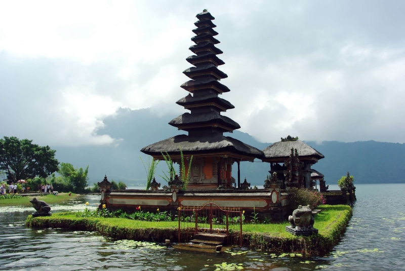water, temple, building exterior, sky, place of worship, floating on water, indonesia, cloud - sky, building, waterfront, lake, nature, 4K, no people
