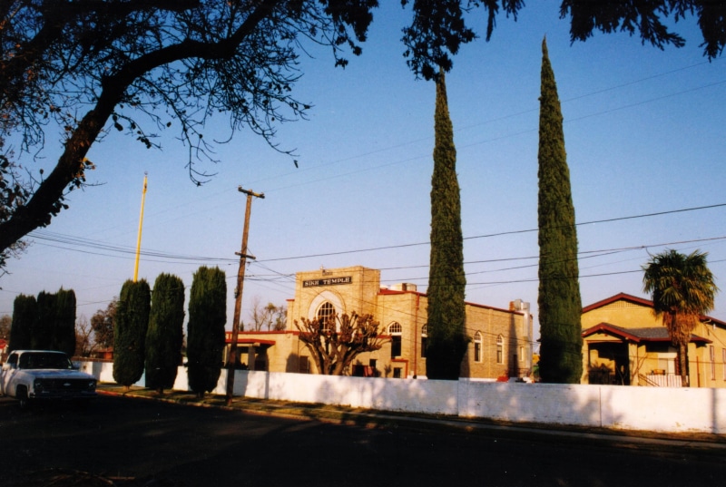 trees, place of worship, architecture, photos, california, sikh temple, California, stockton, united, outdoors, no people, buildings, history, United States