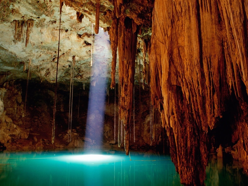Cenote, Dzitnup, Mexico, 720P