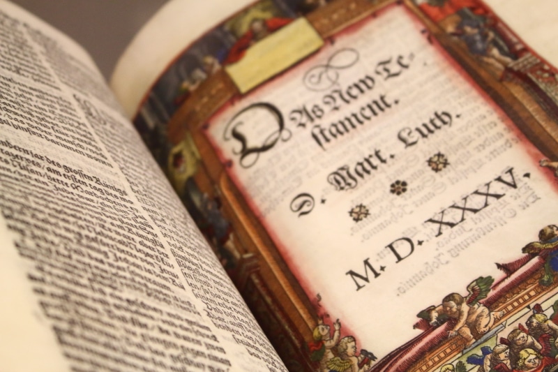 5K, still life, script, scripture, german, church, paper, religion, manuscript, faith, bible, history, old, communication, luther, publication, christianism