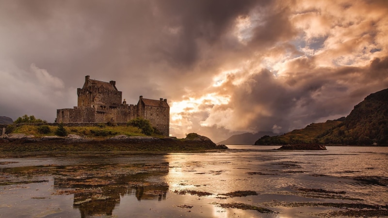 reflection, clouds, Scotland, lake, landscape, island, mountains, nature, 1080P, ruins, UK, castle, Trees, architecture, forest, Eilean Donan