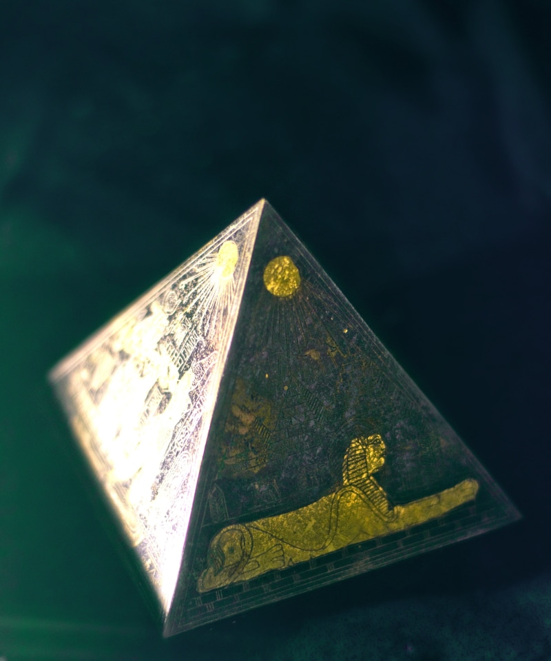 ingot, god, nature, religion, antique, black, miniature, hieroglyph, history, no people, surface, education, leisure games, metal, culture, table, egypt