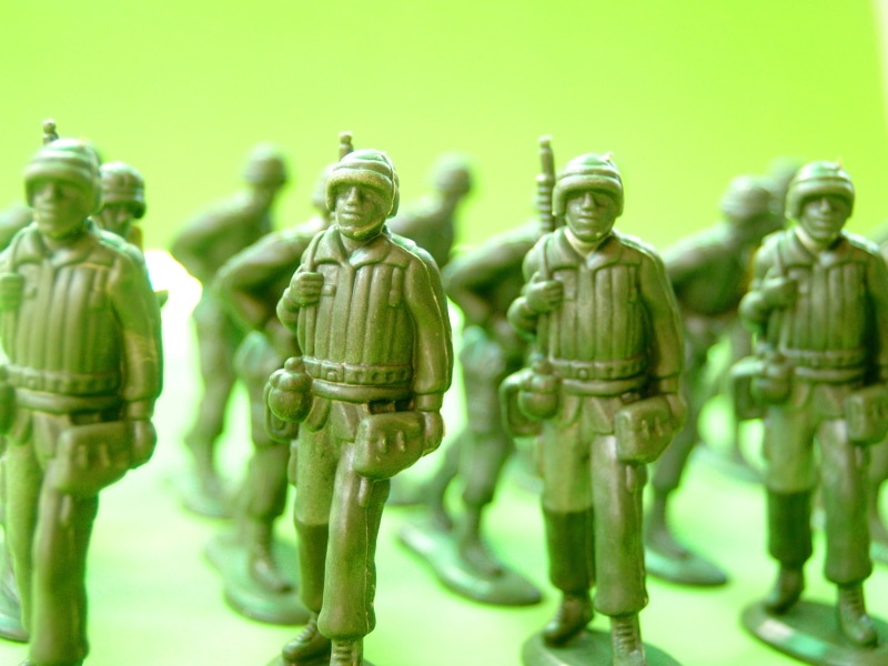 figurine, model, Victory, soldiers, attack, marble, group, display, statue, small, fire, action, plastic, leadership, the past, culture, guard, man, human representation