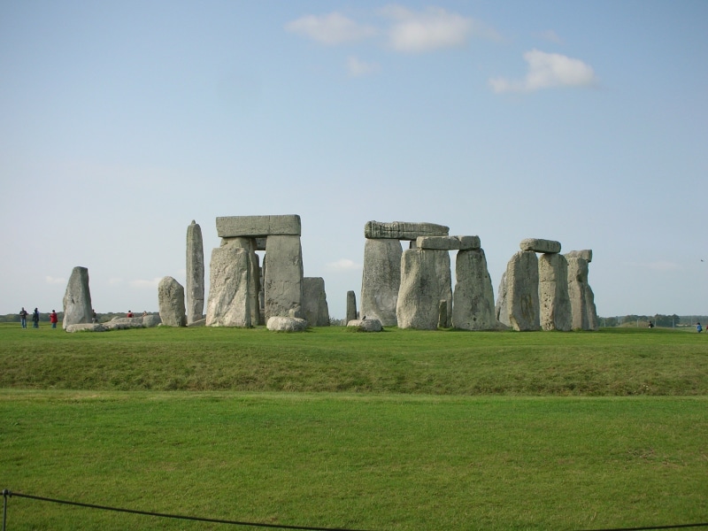 day, travel destinations, archaeology, built structure, history, stone buildings, architecture, no people, travel, outdoors, 2K, stonehenge, landscape