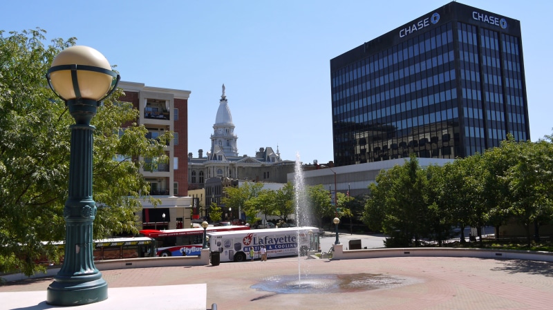 clear sky, town, architecture And Buildings, public domain, office building exterior, Plaza, tower, architecture, tree, Downtown, day, street, skyscraper