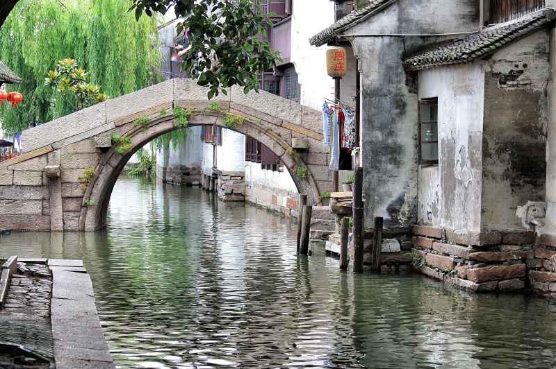 waterfront, architecture, zhouzhuang ancient town, village, ancient, tree, suzhou, bridge - man made structure, no people, plant, bridge, 2K, building exterior