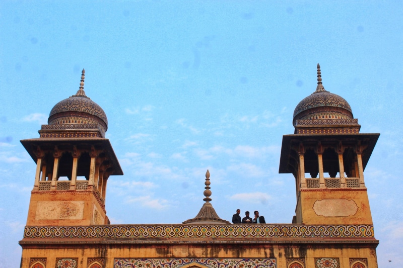 sky, 2K, built structure, no people, building, masjid wazir khan, history, nature, dome, lahore, spirituality, the past, architecture, pakistan, travel destinations