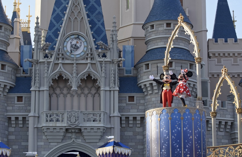 2K, tourism, lifestyles, building exterior, Minnie Mouse, built structure, leisure activity, spirituality, architecture, Orlando, disneyland, real people