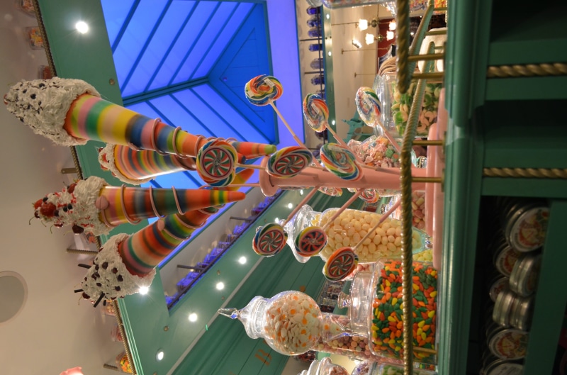orlando, creativity, animal representation, amusement park ride, 4K, decoration, no people, low angle view, arts culture and entertainment, bertie botts