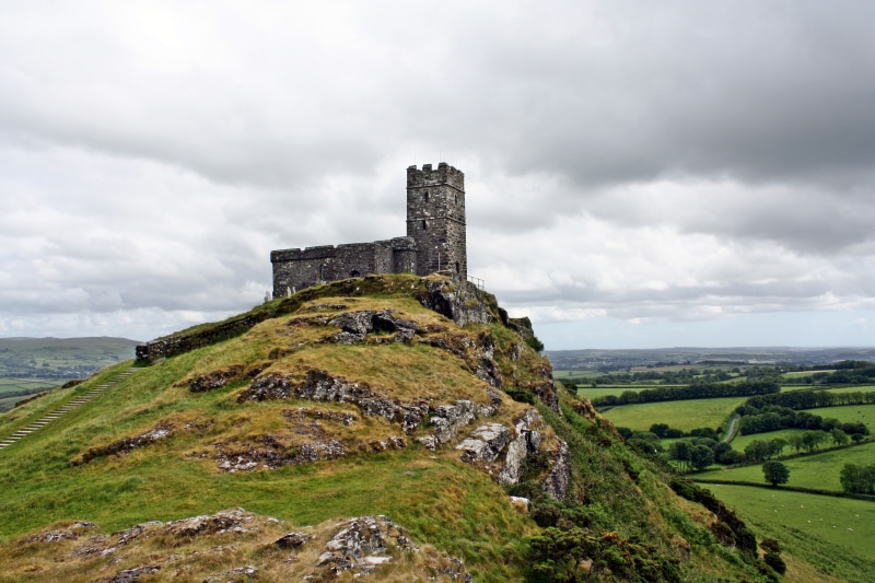 gloomy, abbey, ghostly, trist, moor, land, middle ages, melancholic, dartmoor, built structure, island kingdom, hp lovecraft, castle, hill, fort, grass