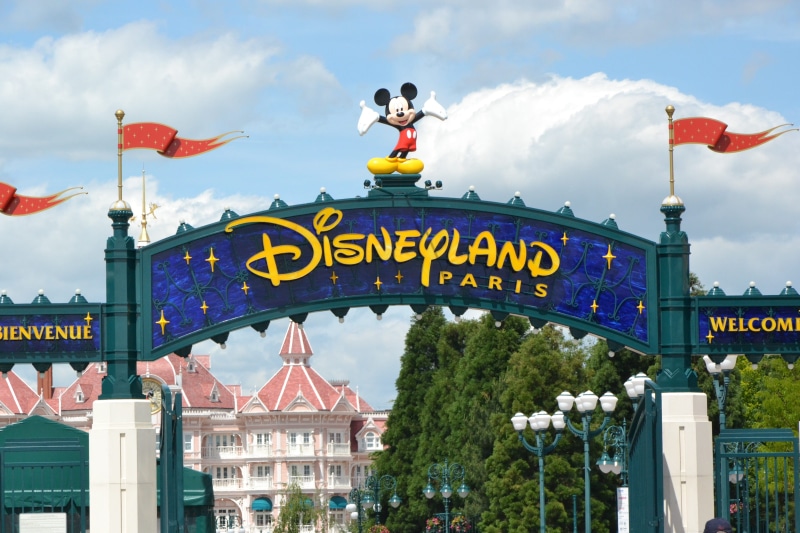 paris, theme park, outdoors, travel destinations, cloud - sky, mickey mouse, sky, Paris, Disneyland, no people, disney, built structure, western script