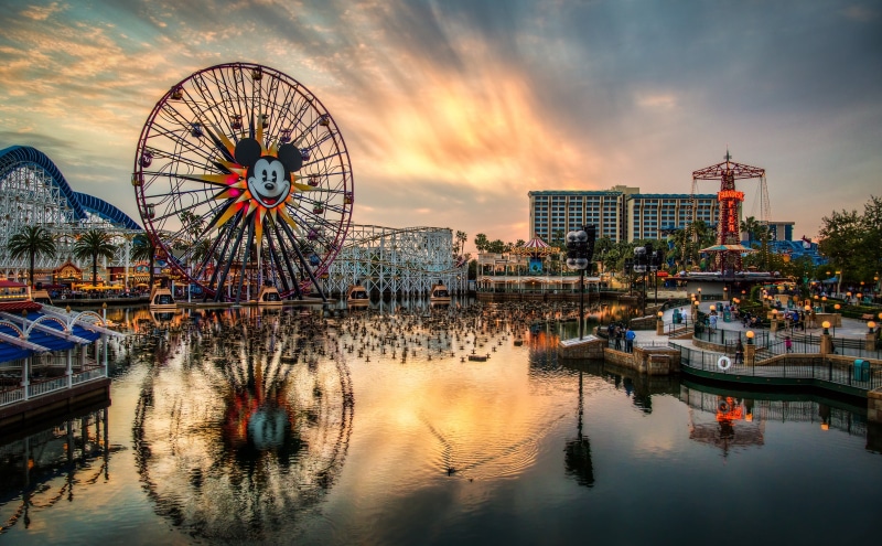 ferris wheel, sunset, mode of transportation, wheel, outdoors, reflection, mouse, cloud - sky, nature, sky, 5K, building exterior, United States, no people