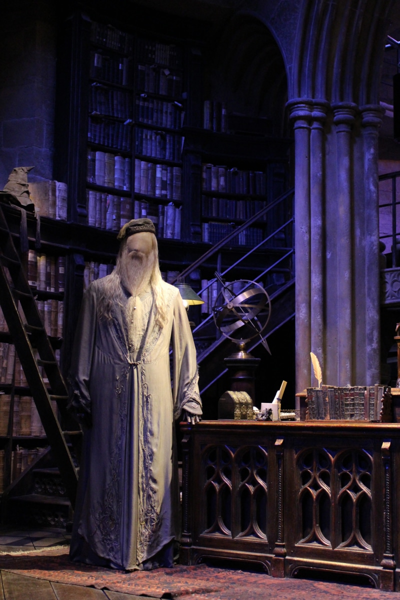 place of worship, architecture, adult, harry potter, magic, full length, hogwarts, religion, building, rear view, traditional clothing, belief, spirituality