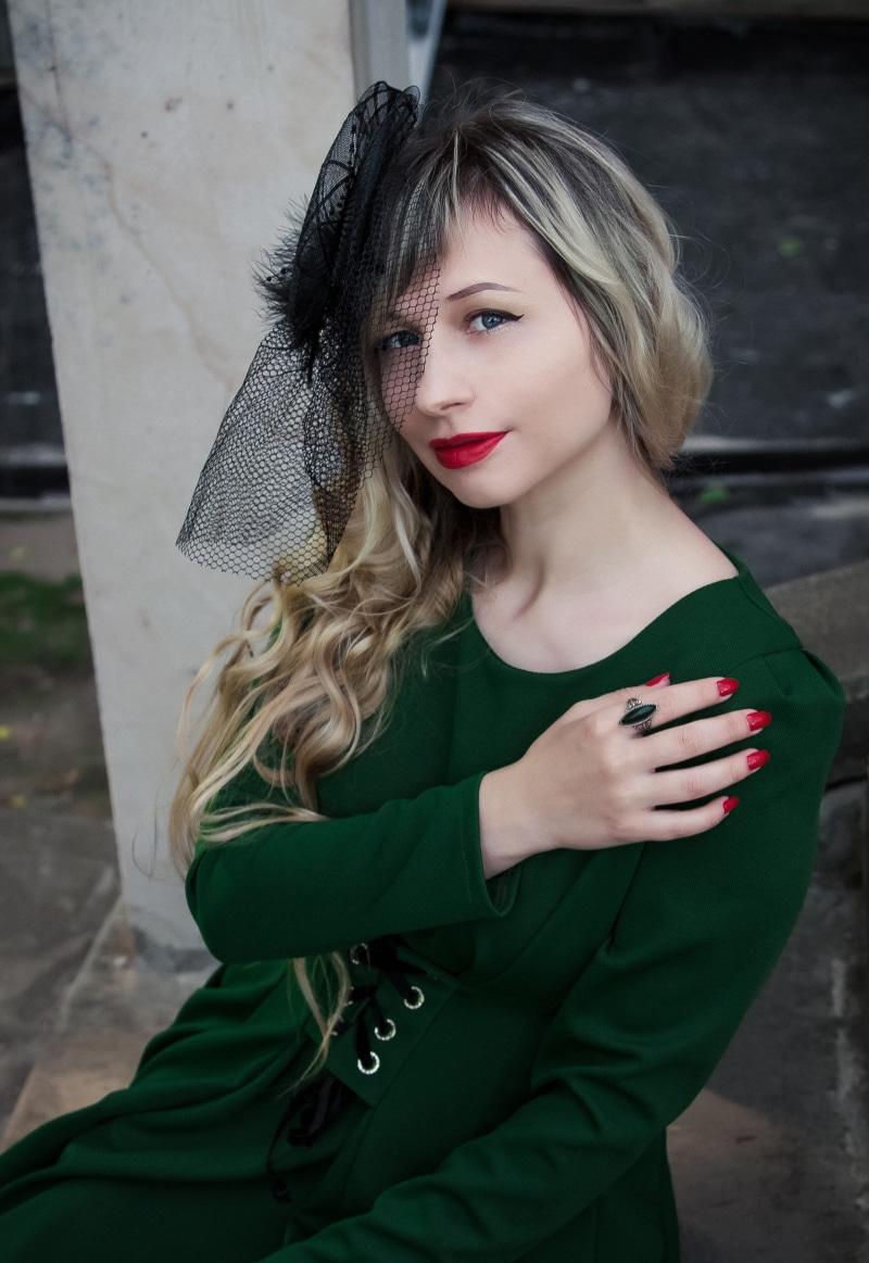 long hair, green, one person, beauty, portrait, vamp, looking at camera, female vampire, goth, victorian, gothic, woman vamp, vampiric, lifestyles, young women