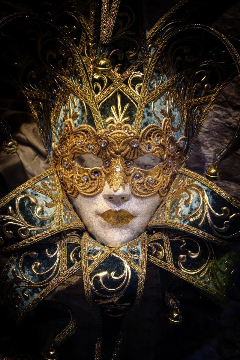 masquerade, venetian, close-up, statue, carnival, design, carving, human representation, sculpture, carnevale, 5K, built structure, architecture, costume