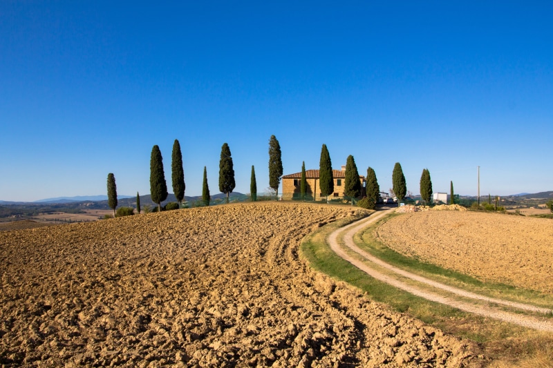 ruined, scenics - nature, sky, travel destinations, siena, 5K, environment, europe, pienza, hill, field, no people, holiday, architecture, green, scenics
